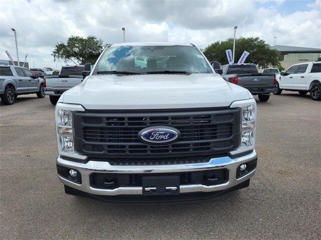 2025 Ford F-250 XL photo 2