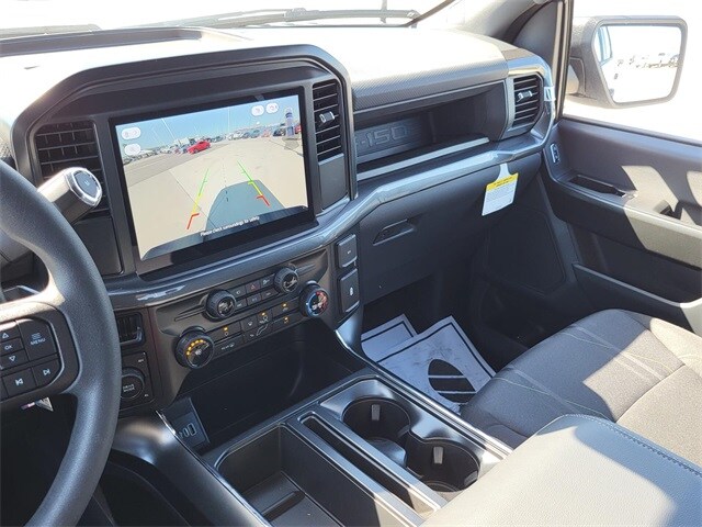 2025 Ford F-150 STX photo 4