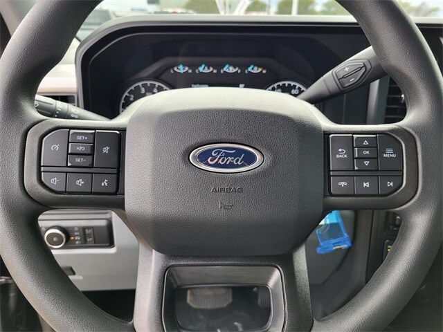 2026 Ford F-250 XL photo 3