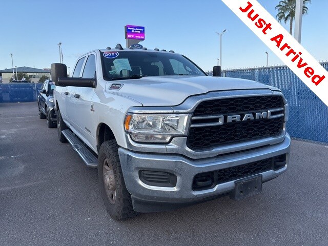 2021 Ram 3500 Tradesman photo 2