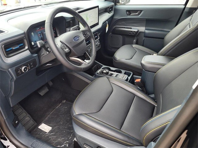 2026 Ford Maverick photo 3