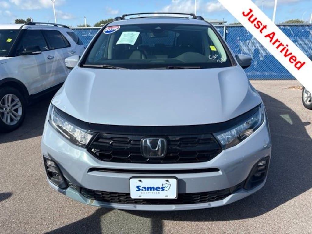 Used 2025 Honda Odyssey Touring Minivan/Van