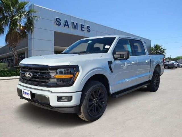 2025 Ford F-150 XLT's photo