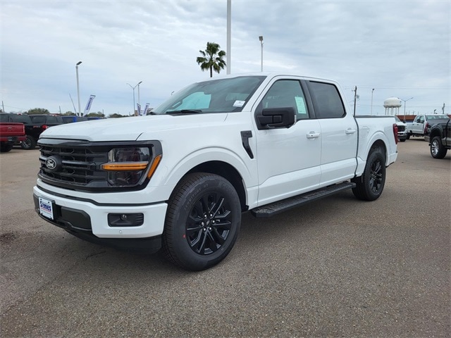 2025 Ford F-150 XLT's photo