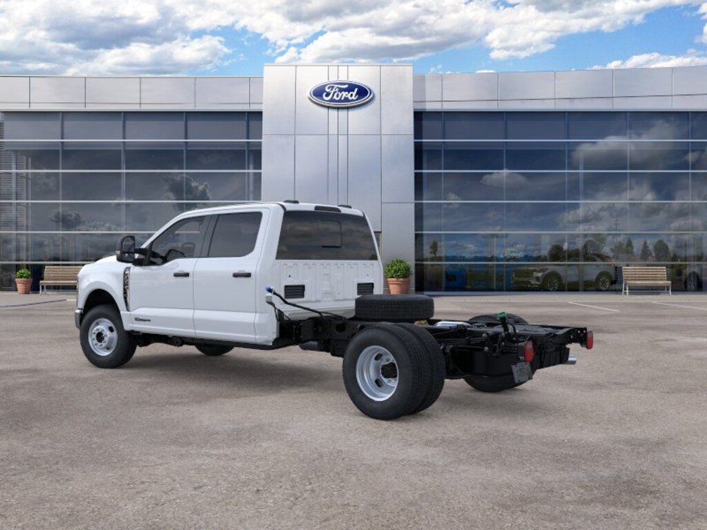 New 2026 Ford F-350 Chassis Truck Crew Cab