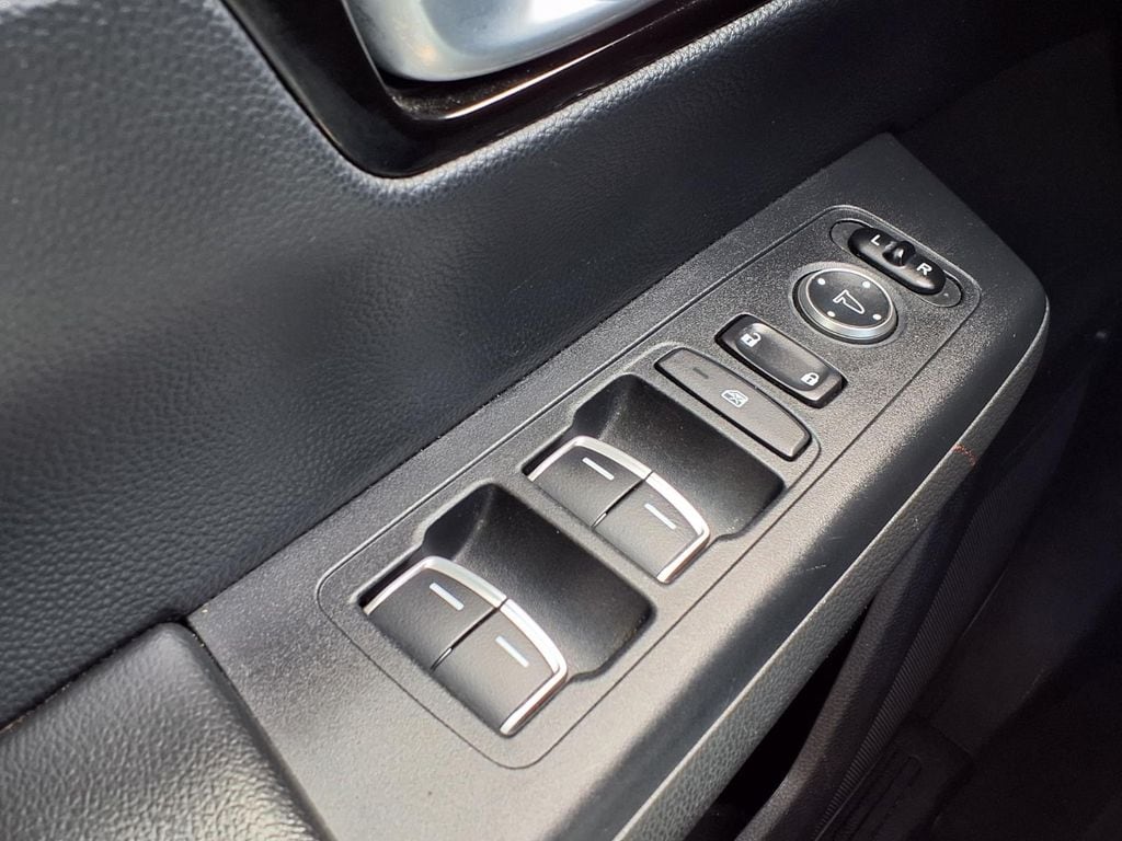 2023 Honda CR-V EX-L - Photo 19