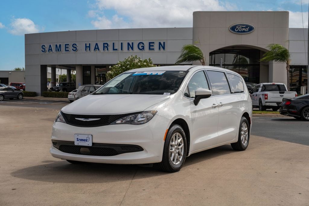 Used 2023 Chrysler Voyager LX