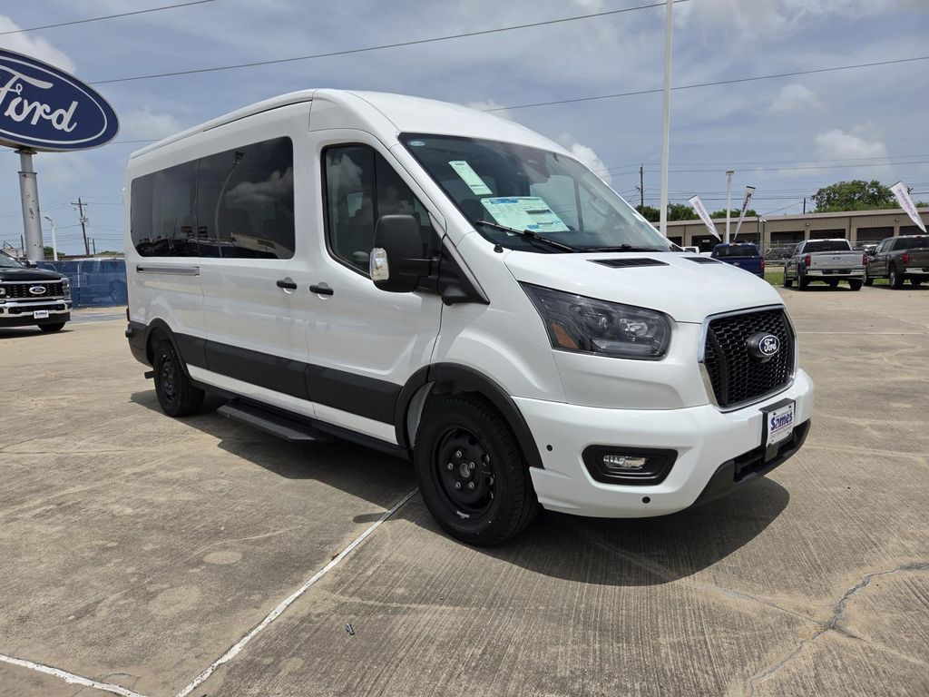 2026 Ford Transit Passenger Van XLT - Photo 10