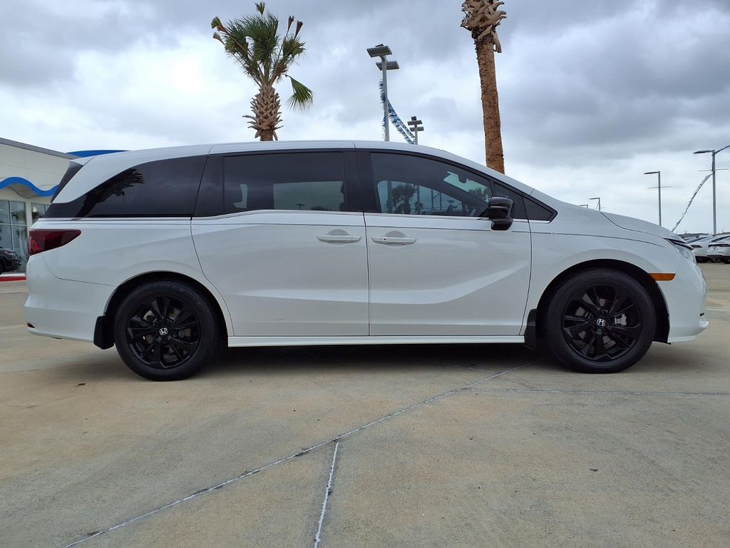 2024 Honda Odyssey SPORT - Photo 8