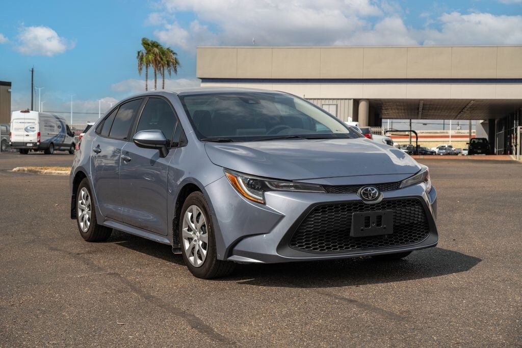 Used 2022 Toyota Corolla LE Sedan