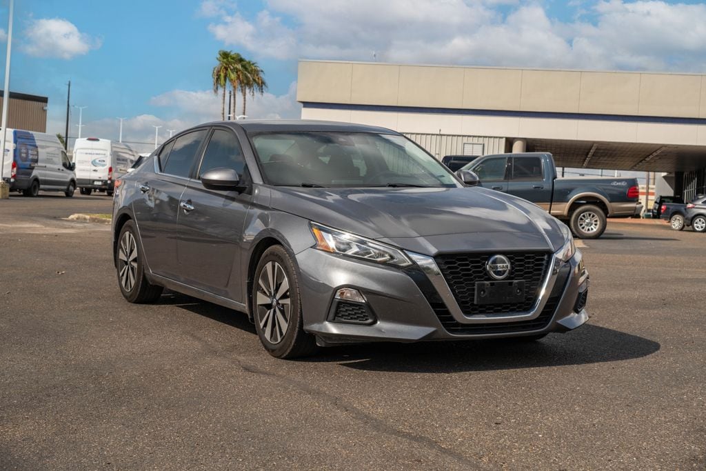 Used 2022 Nissan Altima 2.5 SV