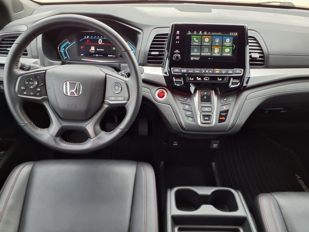 2024 Honda Odyssey SPORT - Photo 12