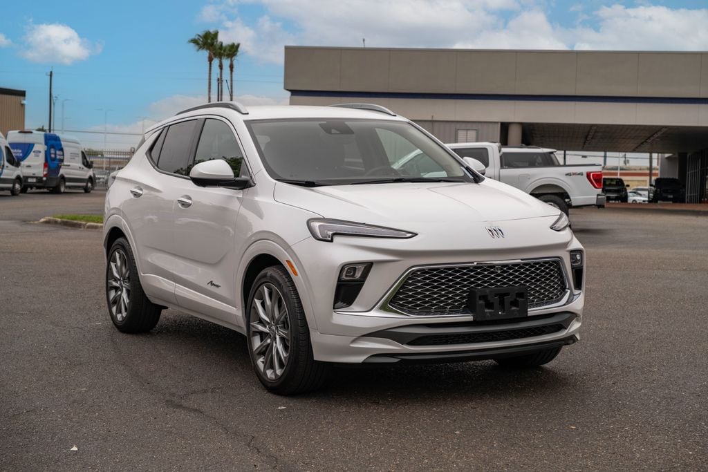 2025 Buick Encore GX Avenir's photo