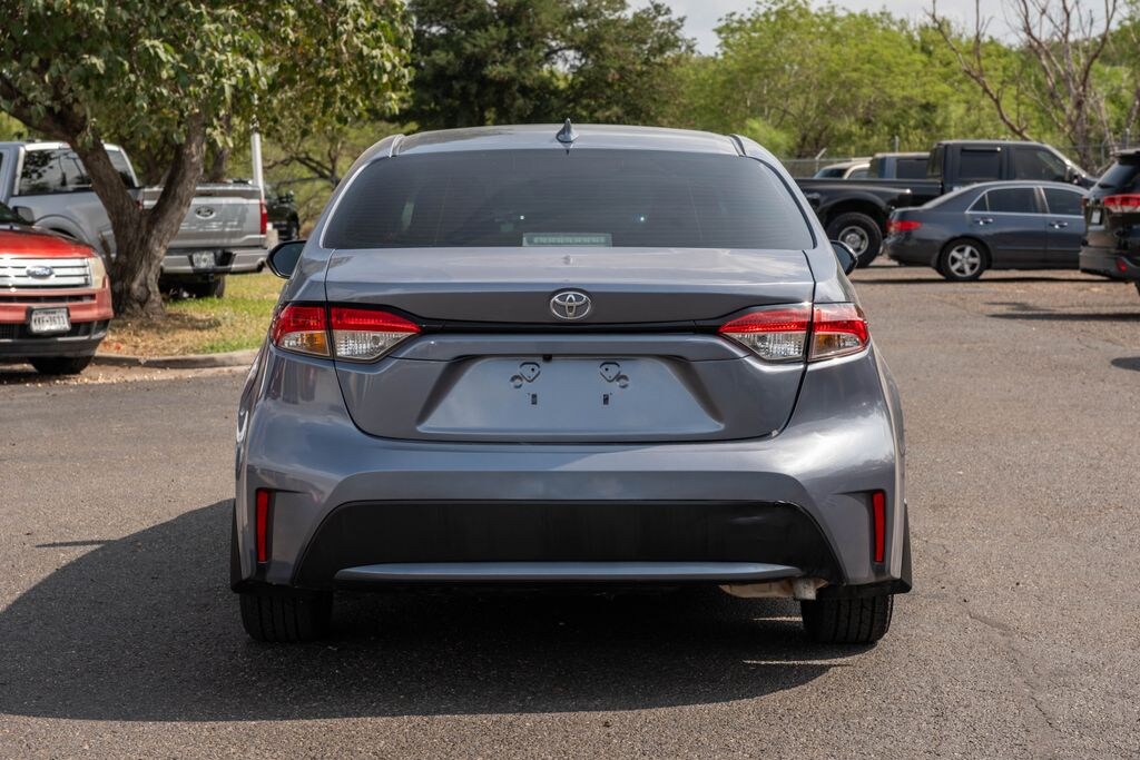 Used 2022 Toyota Corolla LE Sedan