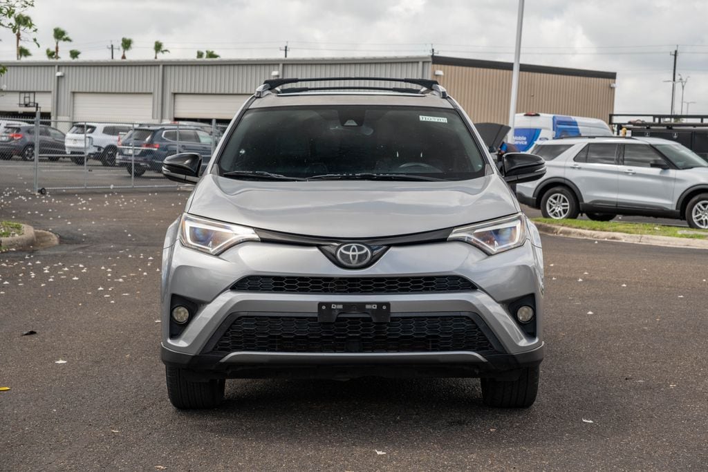 Used 2018 Toyota RAV4 SE with VIN JTMJFREV4JD239931 for sale in Harlingen, TX