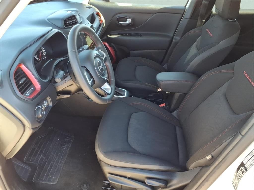 2023 Jeep Renegade Trailhawk - Photo 13