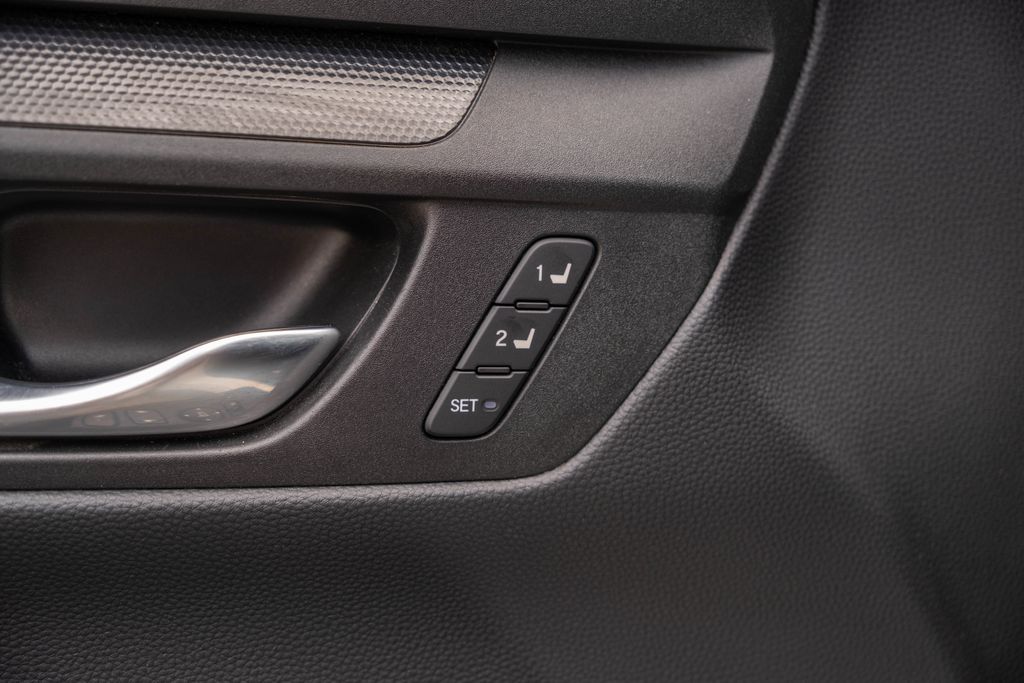 2024 Honda CR-V Sport-L - Photo 12