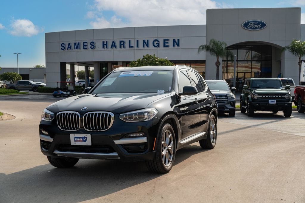 2021 BMW X3 sDrive30i's photo