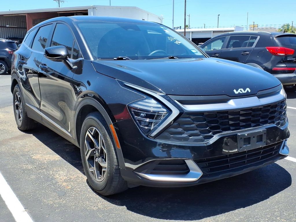 2024 Kia Sportage 2.5 LX AT's photo