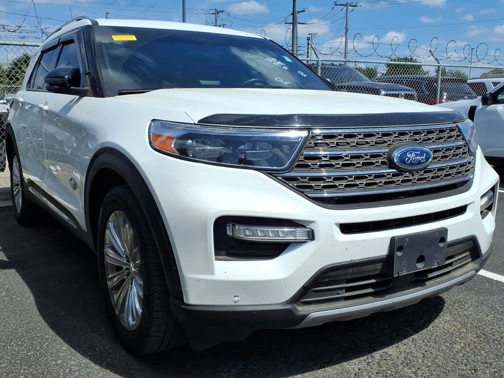 2023 Ford Explorer King Ranch RWD's photo