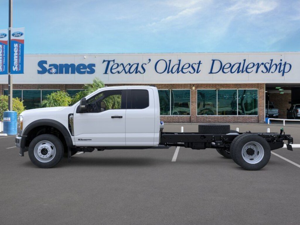 New 2026 Ford F-550 Chassis Truck Super Cab