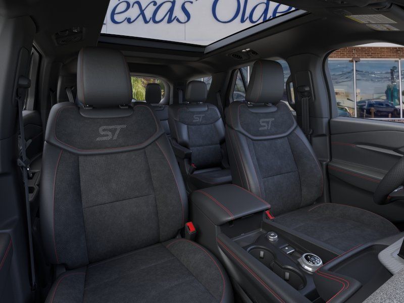 2026 Ford Explorer ST - Photo 10