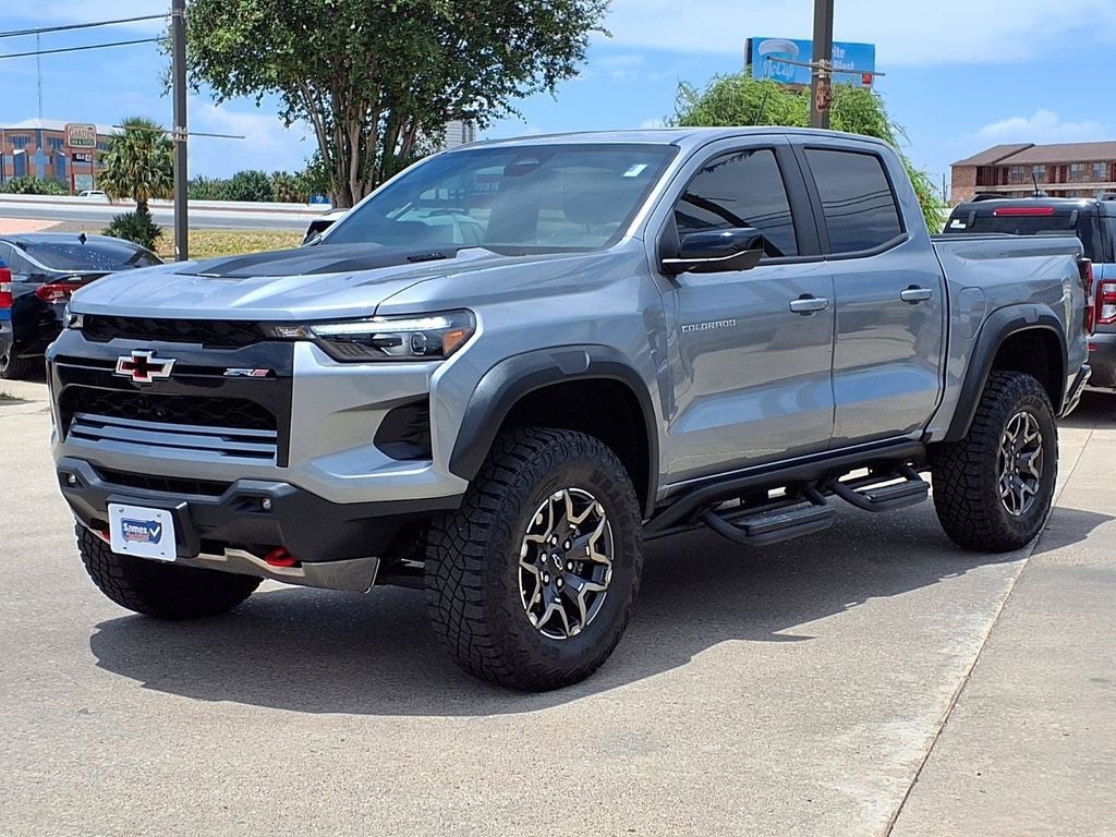 Used 2025 Chevrolet Colorado ZR2 Truck Crew Cab