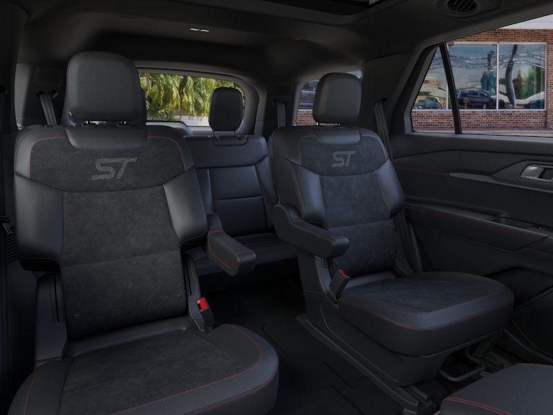 2026 Ford Explorer ST - Photo 11