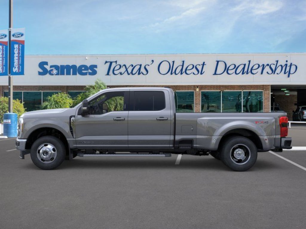 New 2026 Ford F-350 Truck Crew Cab