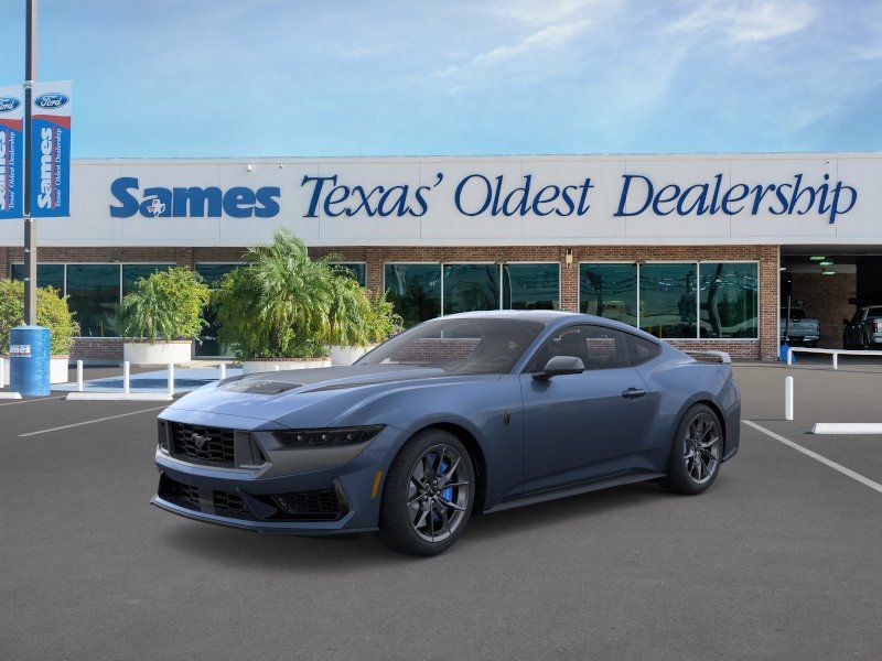 2026 Ford Mustang Dark Horse's photo