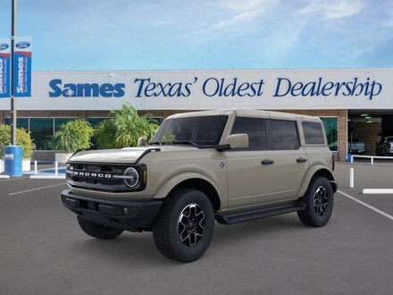 2026 Ford Bronco Outer Banks SUV