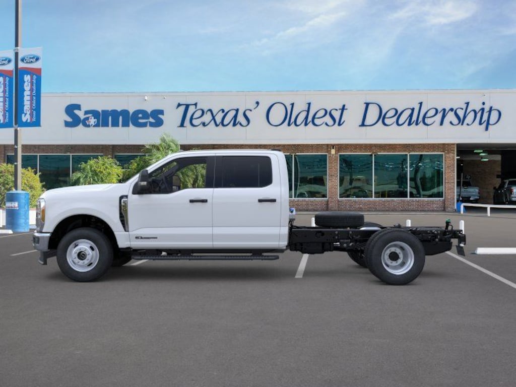 New 2026 Ford F-350 Chassis Truck Crew Cab