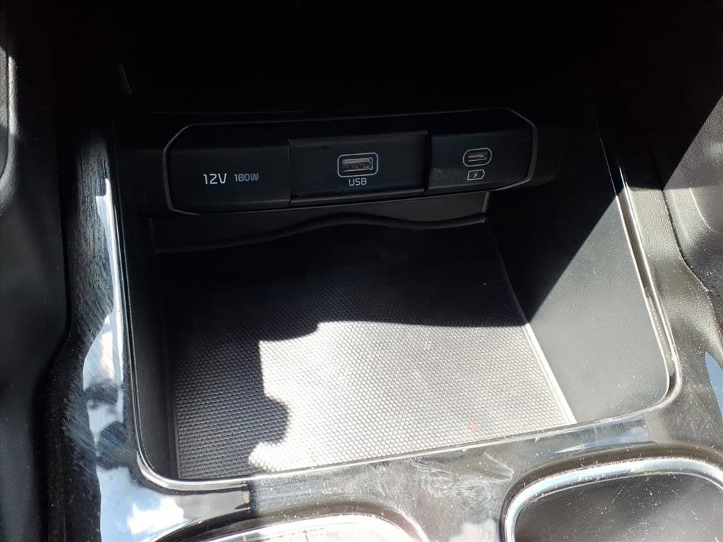 2024 Kia Telluride LX - Photo 21