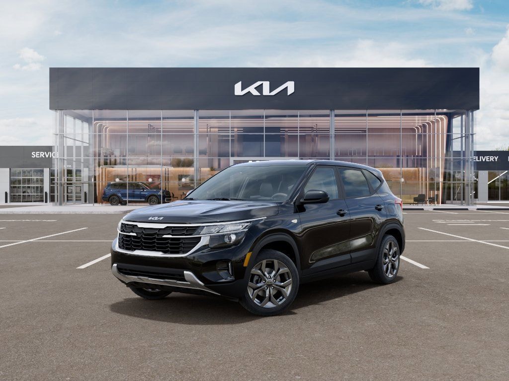 New 2026 Kia Seltos LX SUV