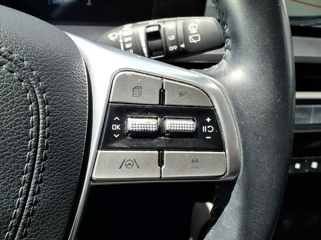 2024 Kia Telluride LX - Photo 19