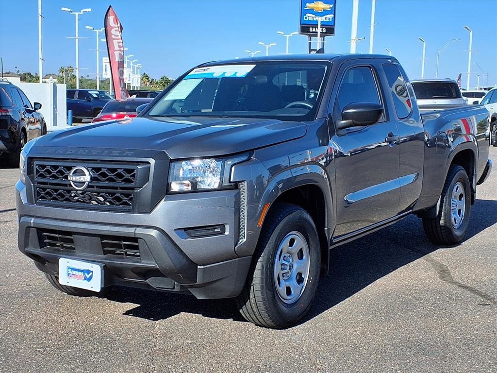 2022 Nissan Frontier S photo 3