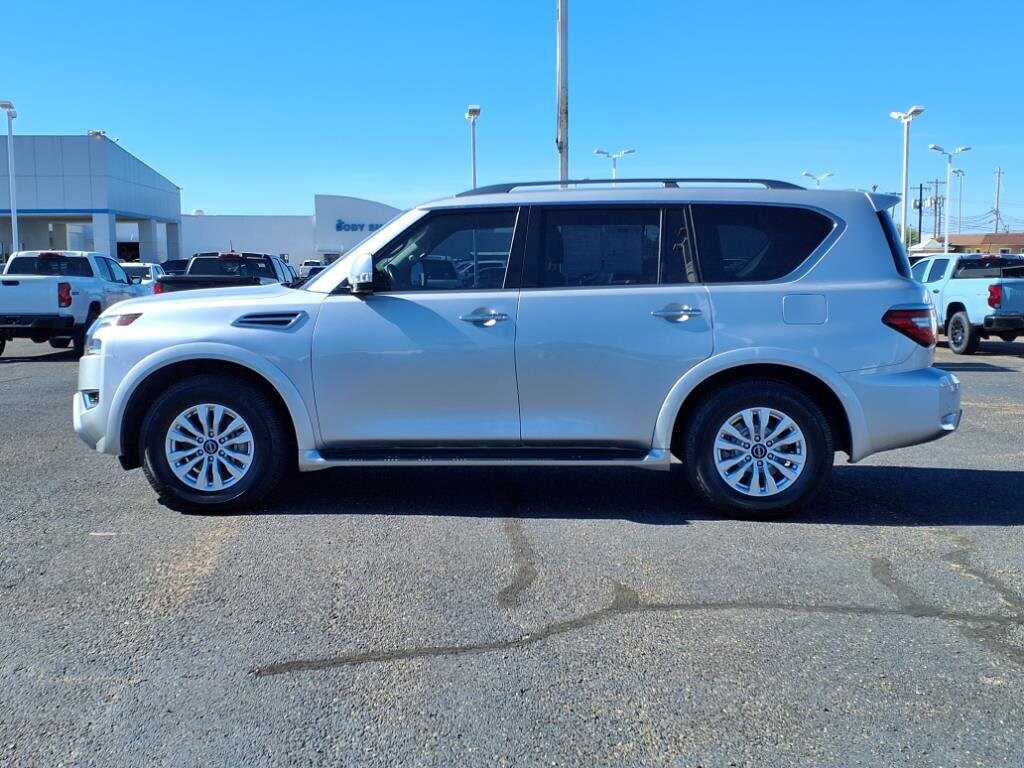 2022 Nissan Armada SV photo 2