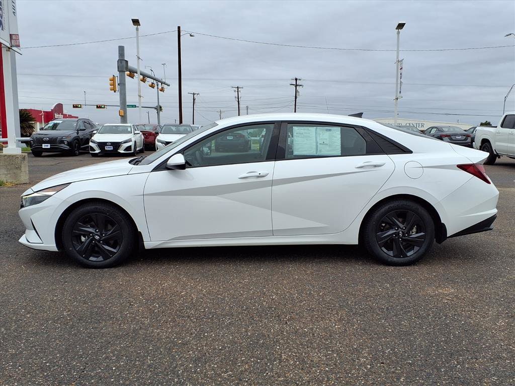 Used 2023 Hyundai Elantra SEL Sedan