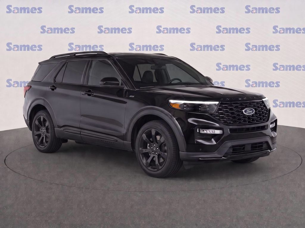 Used 2024 Ford Explorer ST-Line