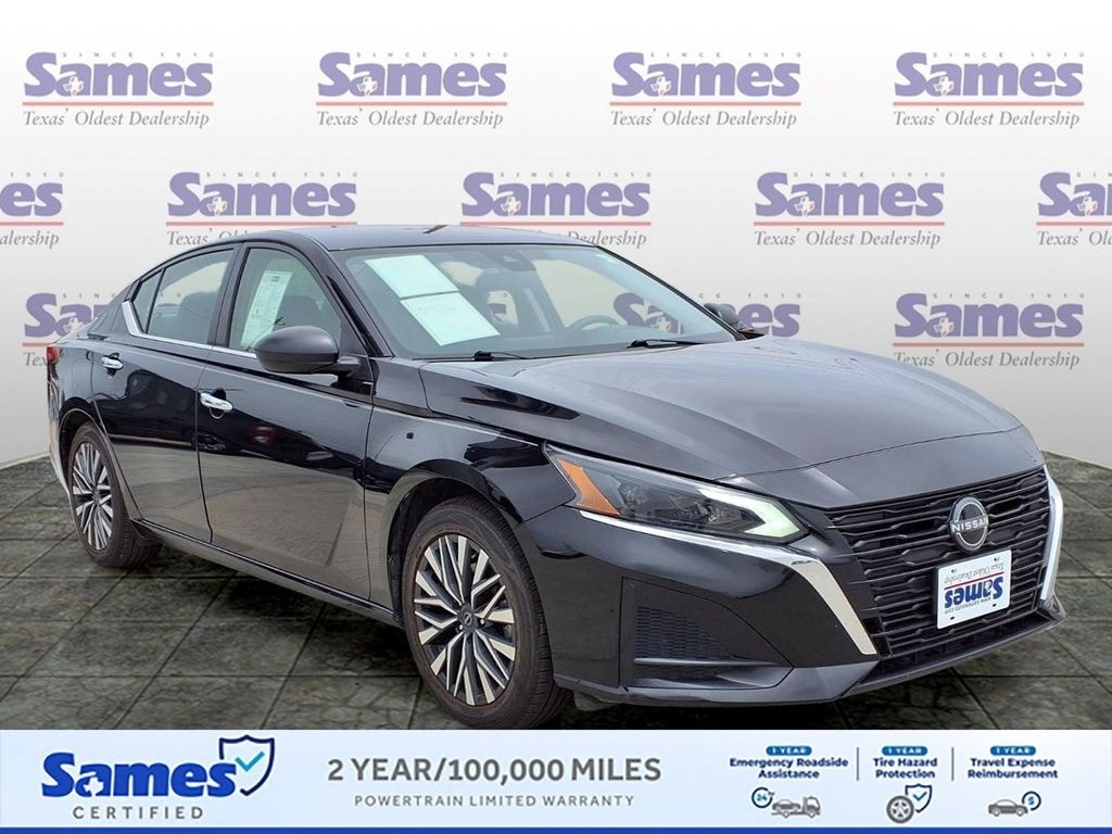 Used 2024 Nissan Altima 2.5 SV Sedan