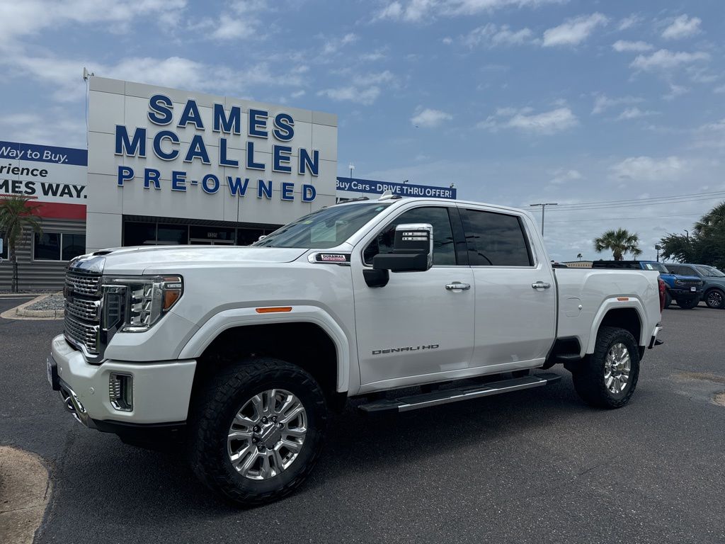 2022 GMC Sierra 4WD Crew Cab Standard Box Denali's photo