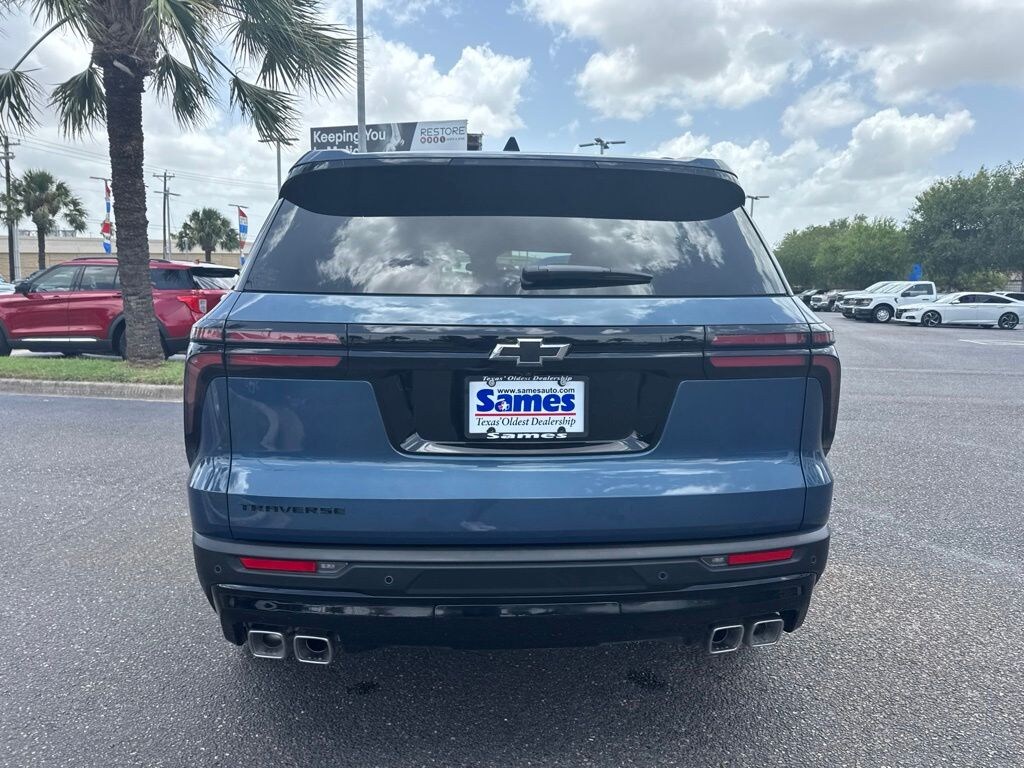 Used 2026 Chevrolet Traverse LT SUV