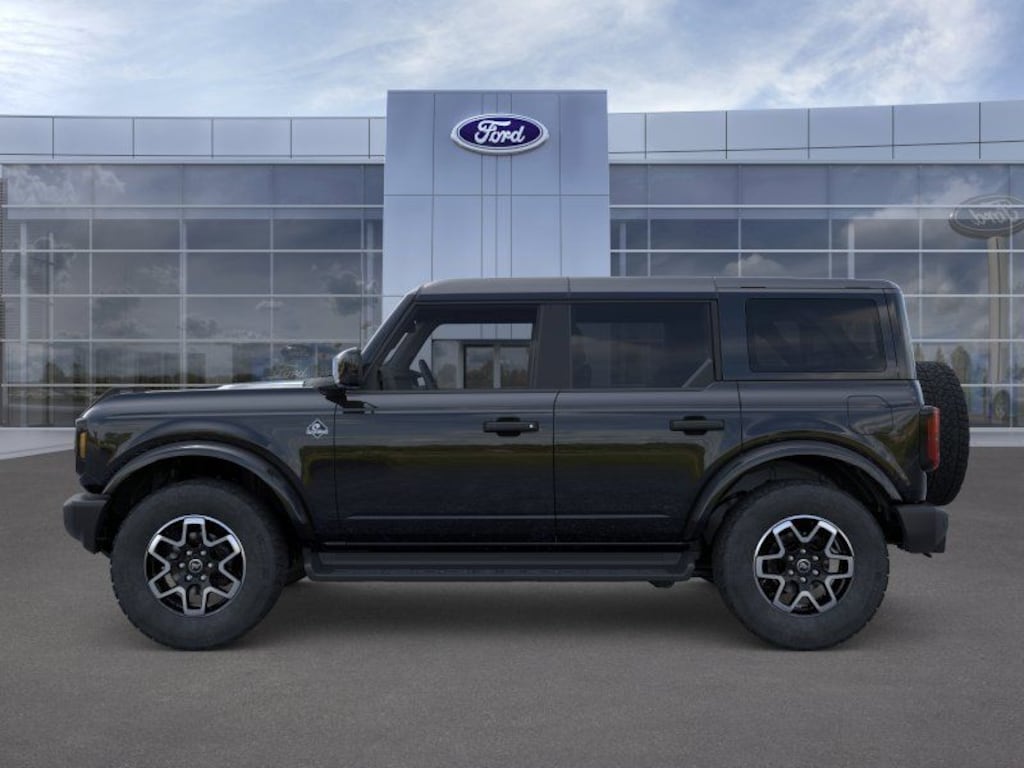 New 2026 Ford Bronco Outer Banks SUV