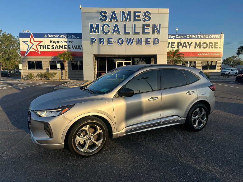 2024 Ford Escape ST-Line FWD's photo