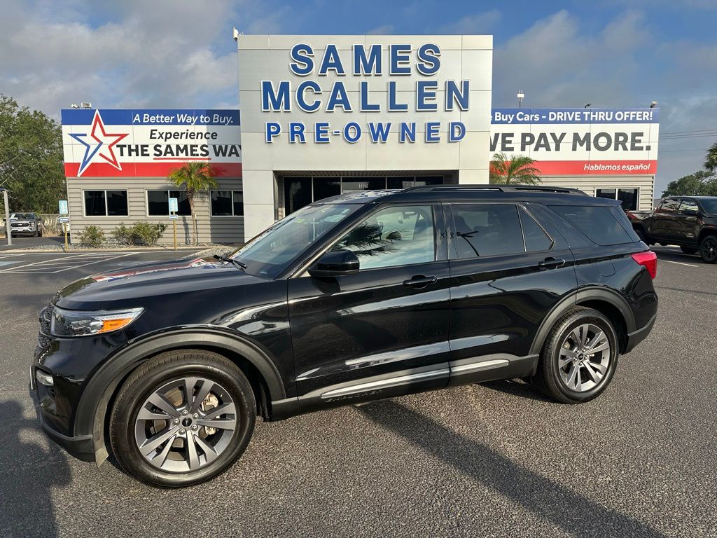 2022 Ford Explorer XLT RWD's photo