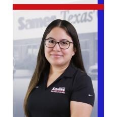 Staff member Esmeralda Alejandro from ID_0ccb52