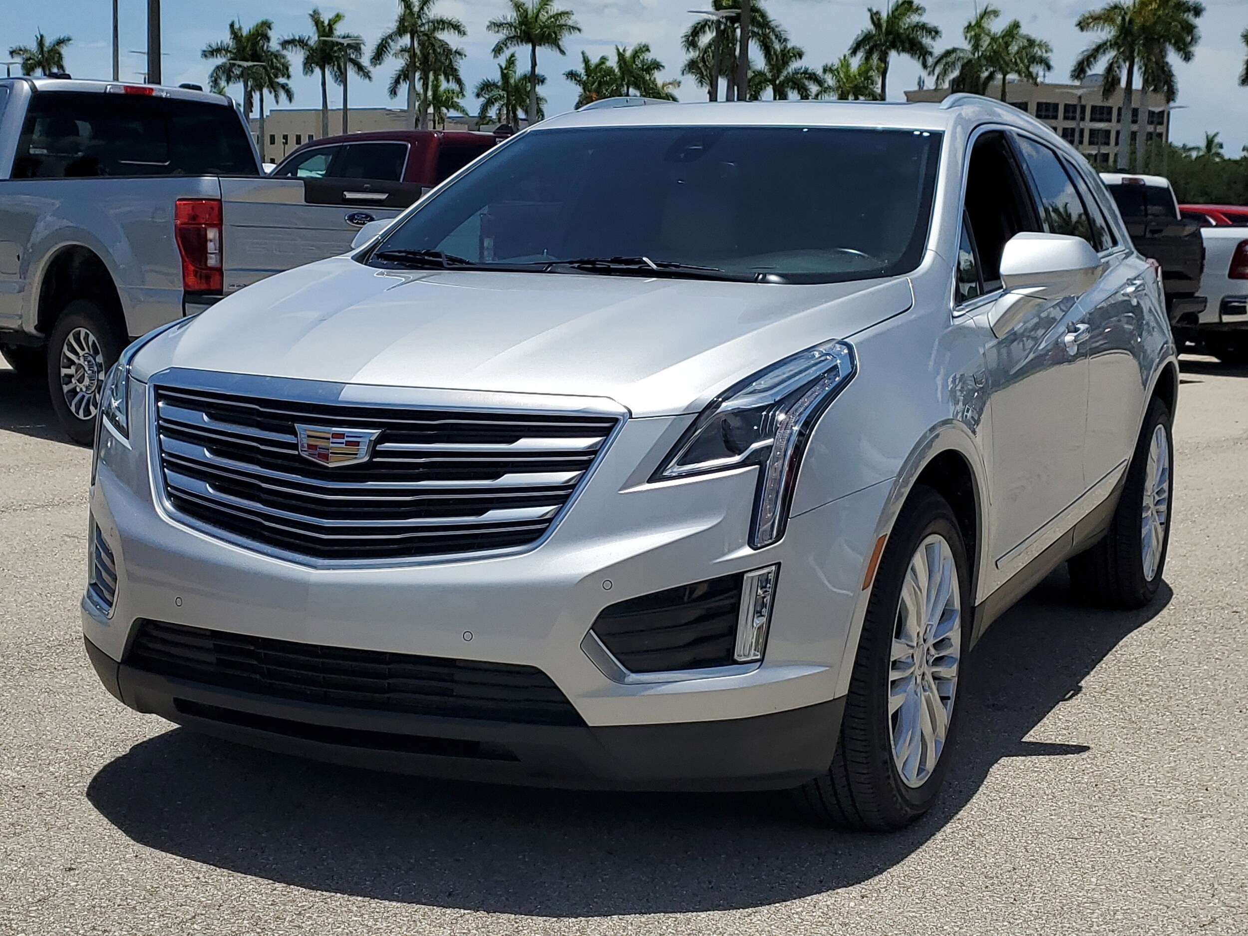 2018 Cadillac XT5 Premium Luxury photo 3