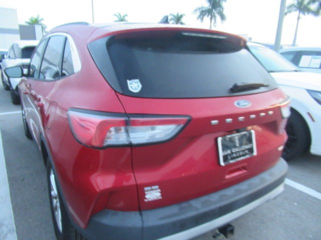 2020 Ford Escape SE photo 4