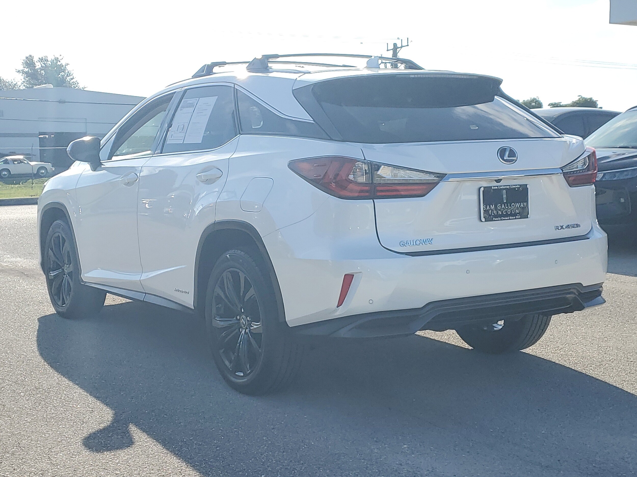 2017 Lexus RX 450h photo 2