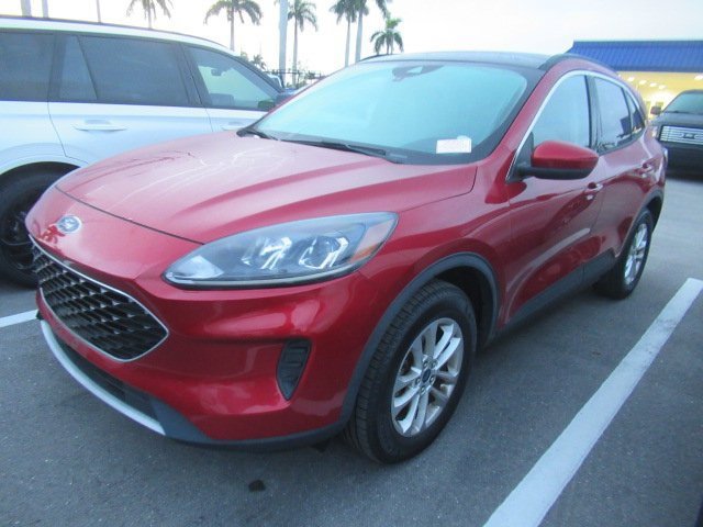 2020 Ford Escape SE photo 3